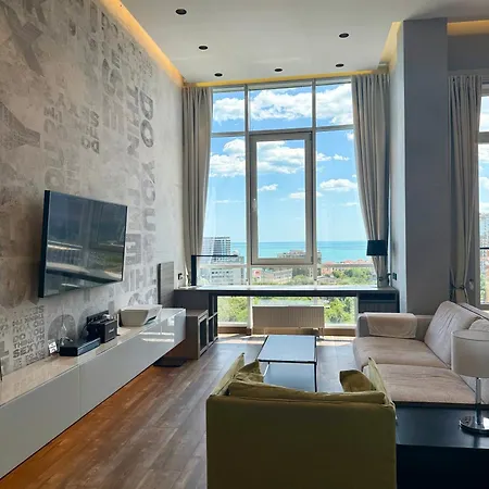 Apartment On French Blvd *