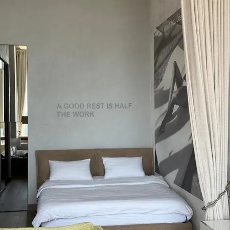 Apartment On French Blvd Odesa
